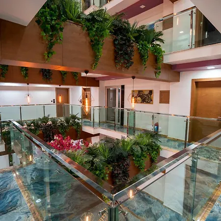 Guel Ξενοδοχείο με διαμερίσματα *